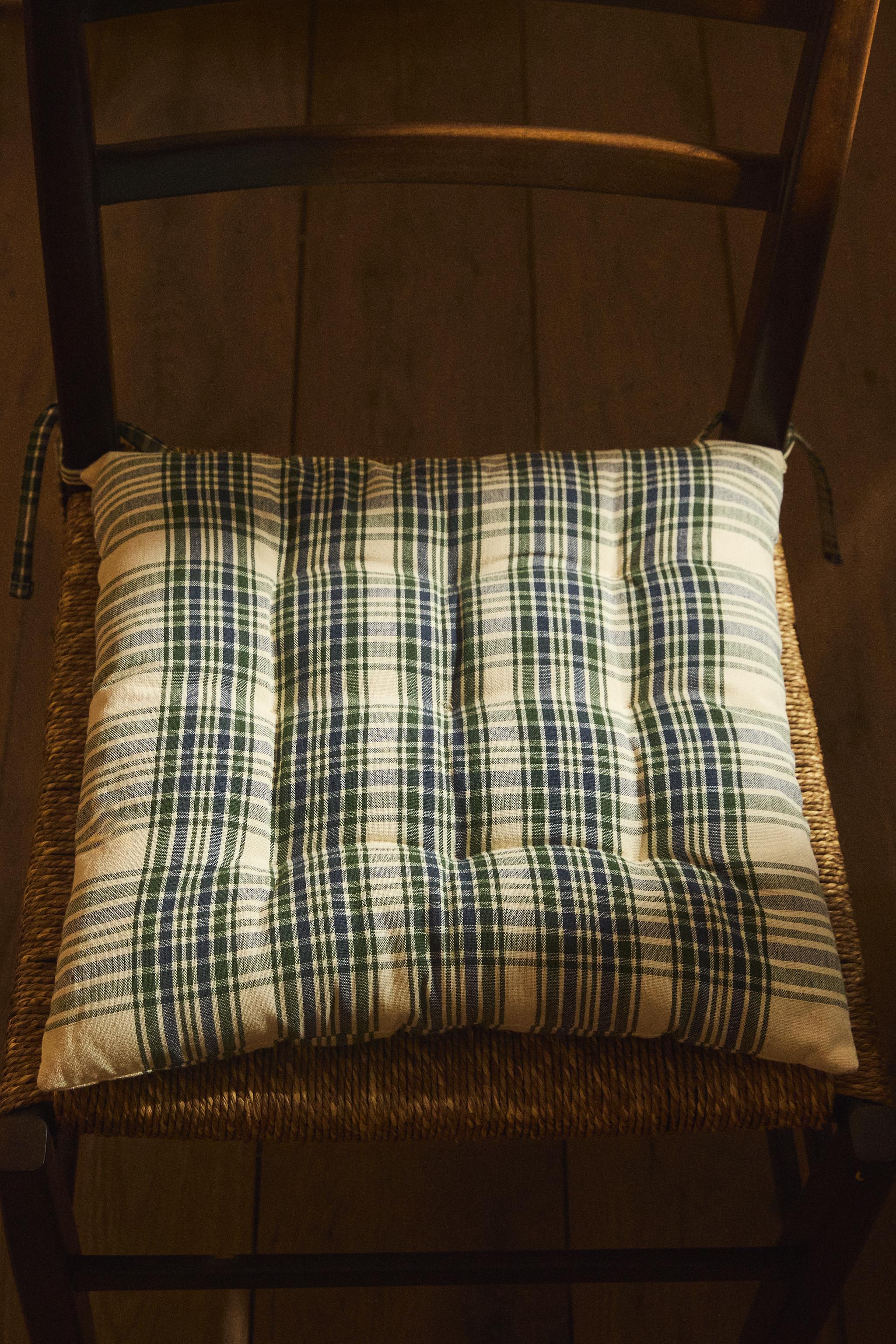 COUSSIN DE CHAISE DE NOËL